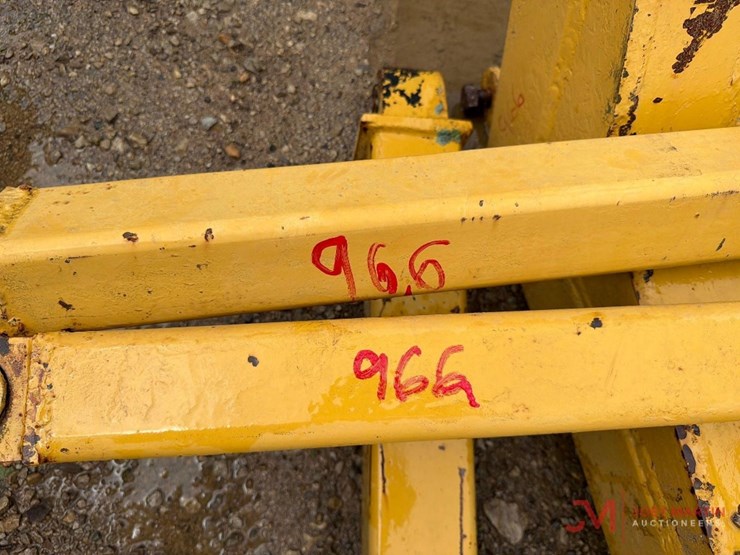 caterpillar-966-image-3