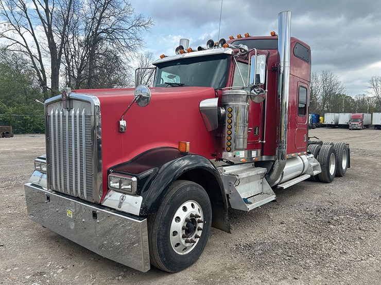 1997-kenworth-w900l-image-1