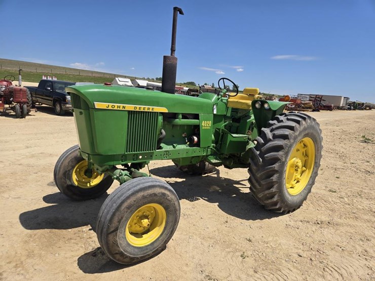 john-deere-4020-image-1