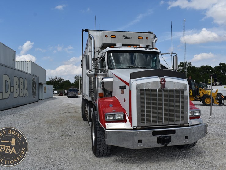 2007-kenworth-t800-image-14