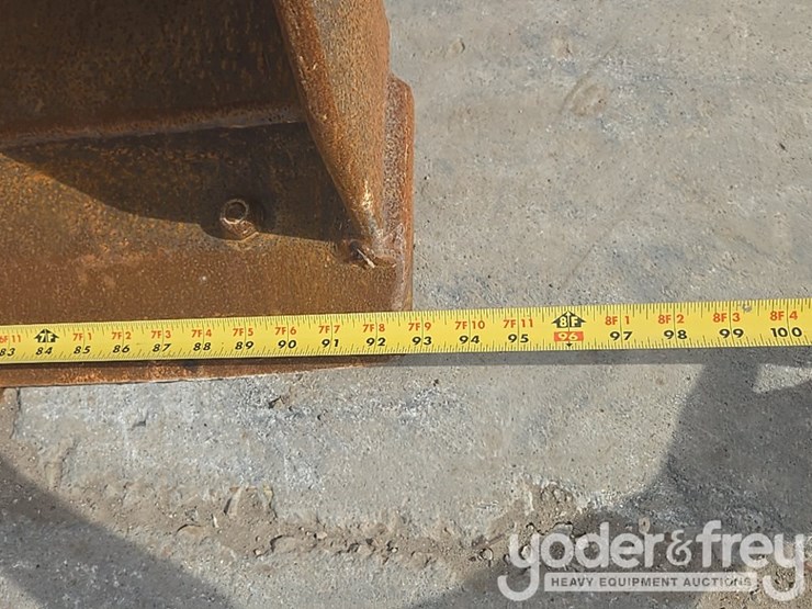 2020-deere-310sl-image-16