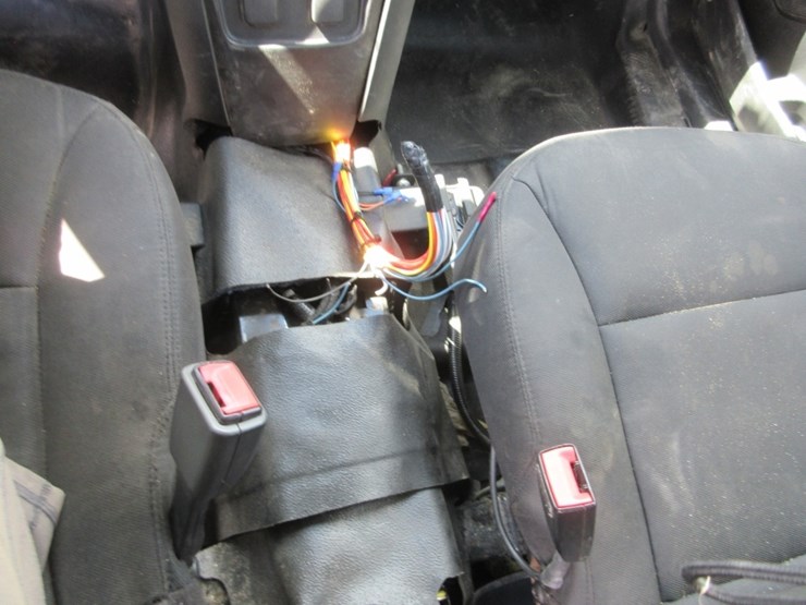2017-ford-explorer-image-9
