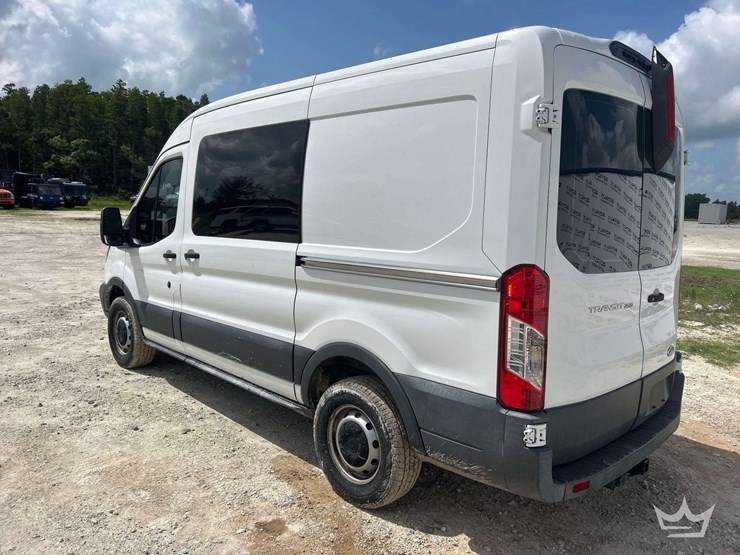 2018-ford-transit-image-4