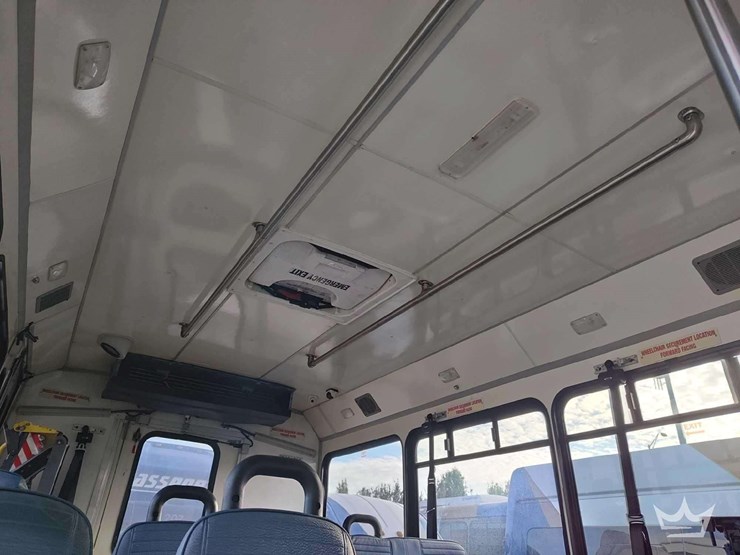 2016-ford-e450-image-11