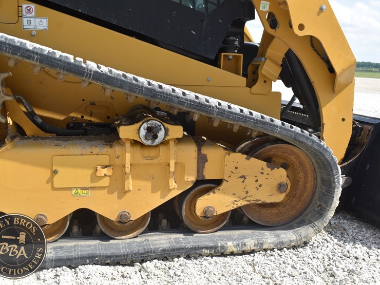 2023-caterpillar-259d3-image-34
