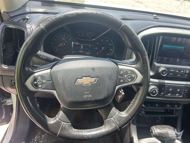 2016-chevrolet-colorado-image-11