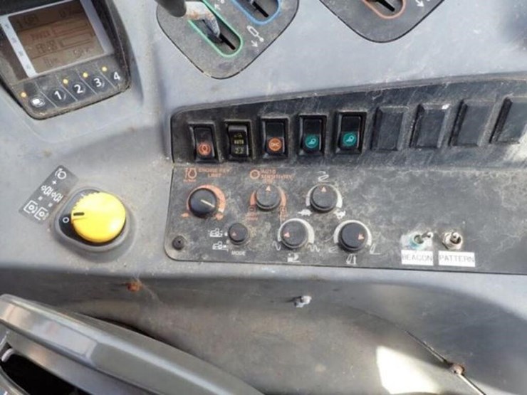 2016-kubota-m6-141-image-19