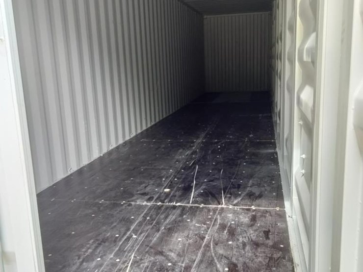 #44-•-40'-high-cube-conex-shipping-container---one-trip-image-6