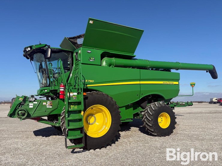2022-john-deere-s780-image-1