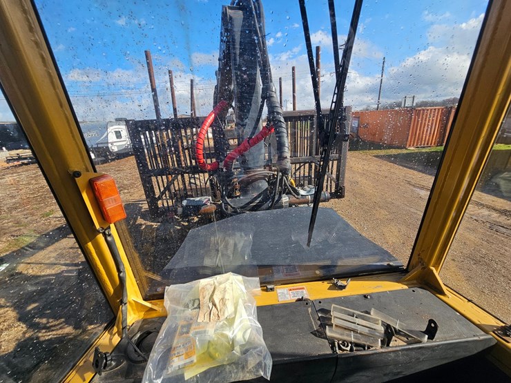 2000-caterpillar-574-image-53