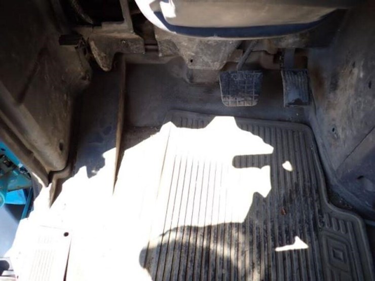 2015-mack-granite-gu813-image-18