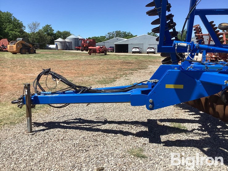 2015-landoll-6230-33-image-17