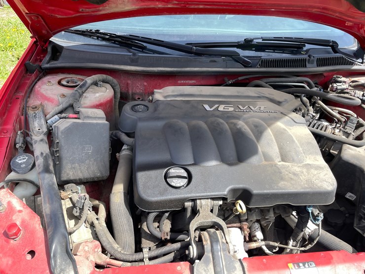 #2101-•-2013-chevy-impala-(has-wi-title)-image-38