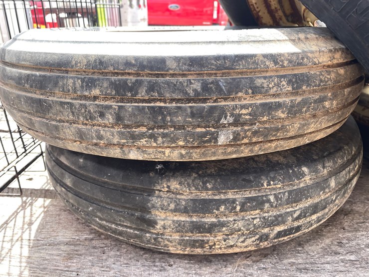 #2135-•-(2)-implement-tires-image-11