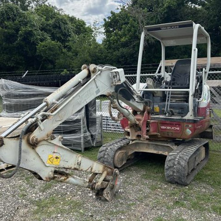 TAKEUCHI TB230