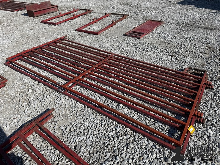 stronghold-12'-coral-panel-image-1