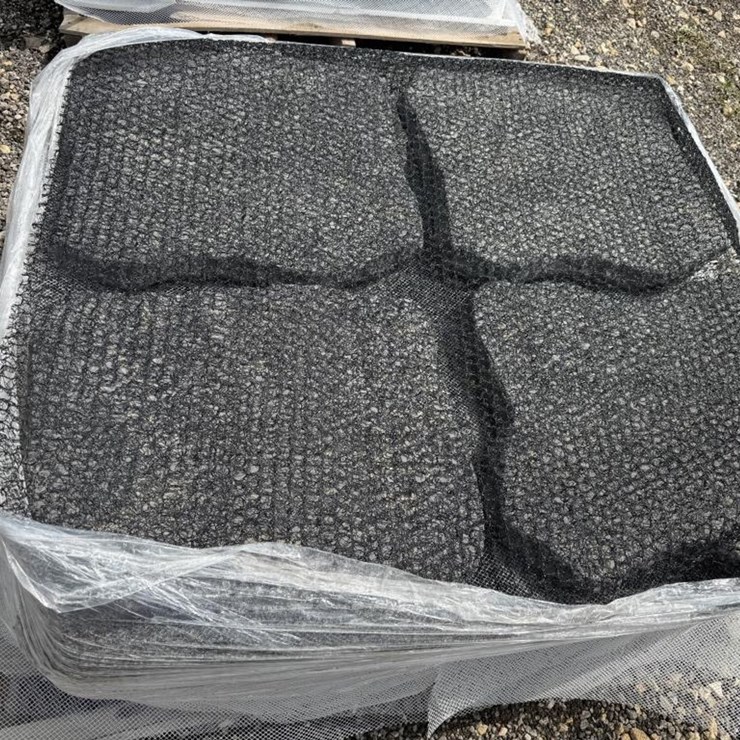 #155 • Step Stones - Dark Gray - 17" x ~20"