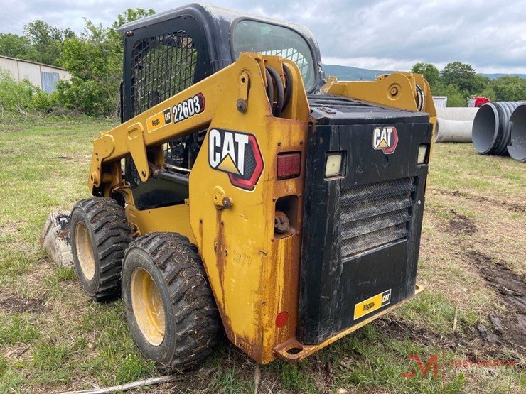 2023-caterpillar-226d3-image-4