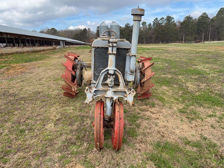farmall-regular-image-8