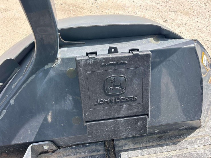 deere-410l-image-15