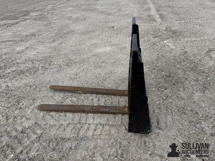 skidpro-48"-pallet-forks-image-8