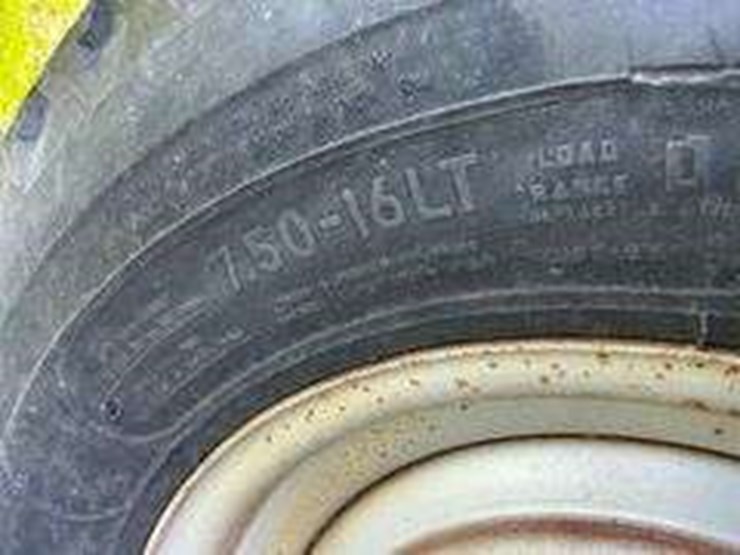 case-ih-3950-image-8