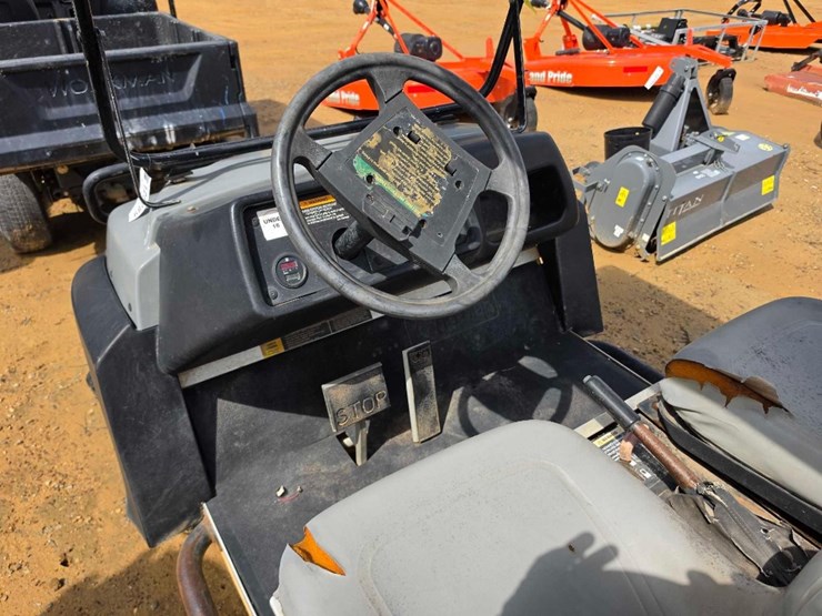 club-car-carryall-272-image-8