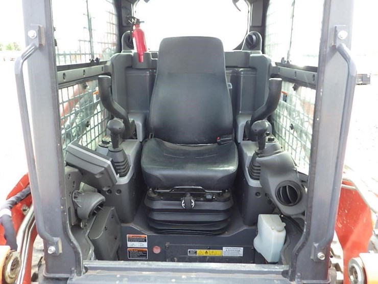 kubota-svl75-3-image-26