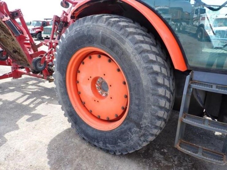 2016-kubota-m6-141-image-42