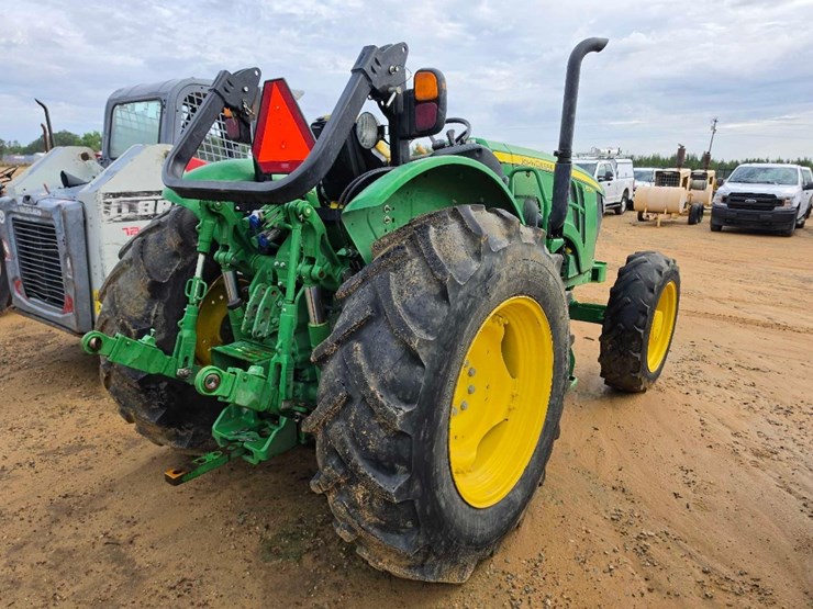 john-deere-5075m-image-4