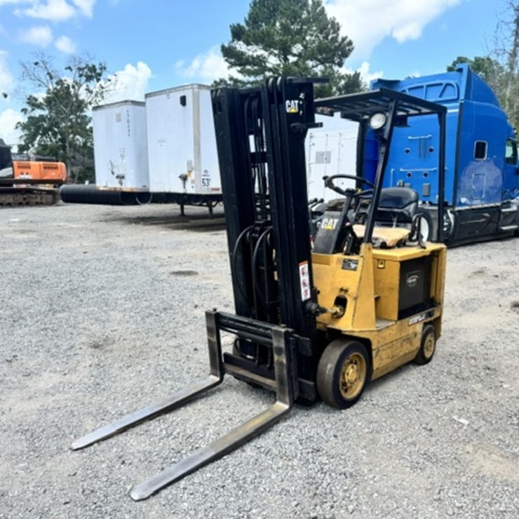 CATERPILLAR EC15