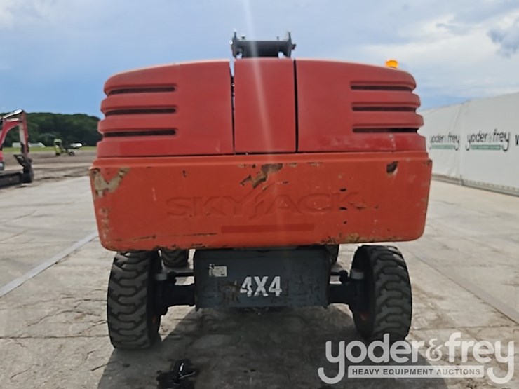 2018-skyjack-sj40t-image-17