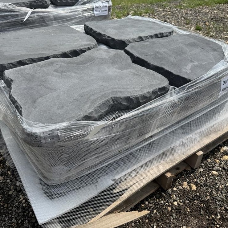 #156 • Step Stones - Dark Gray - 17" x ~20"