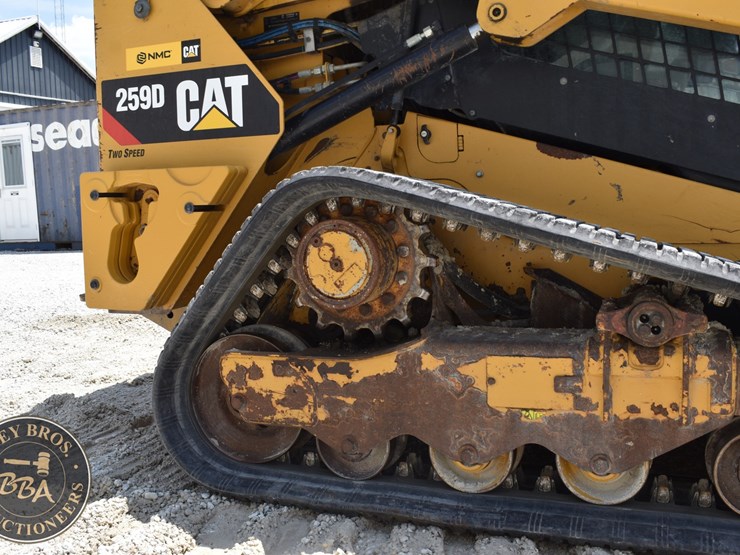 2019-caterpillar-259d-image-35