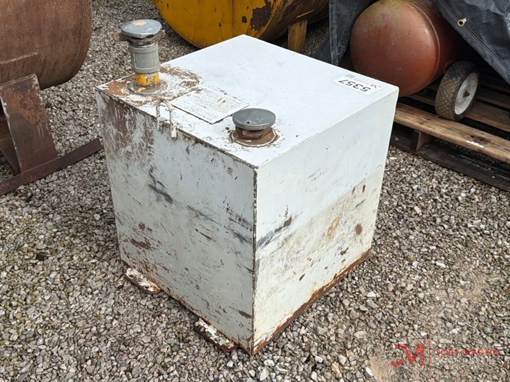 50-gall0n-aux.-fuel-tank-image-2