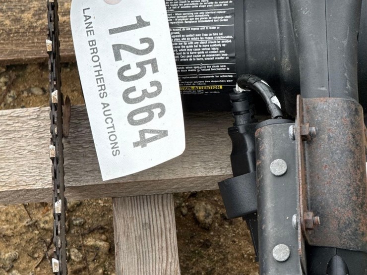 2252---(3)-chainsaws-&-(1)-pole-saw-image-5