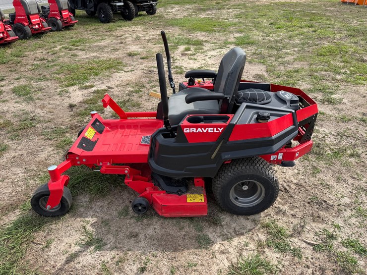 #6006-•-gravely-42"-ztx42-zero-turn-lawnmower-image-2