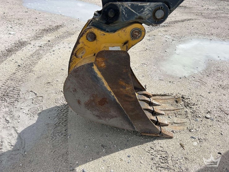 deere-410l-image-41