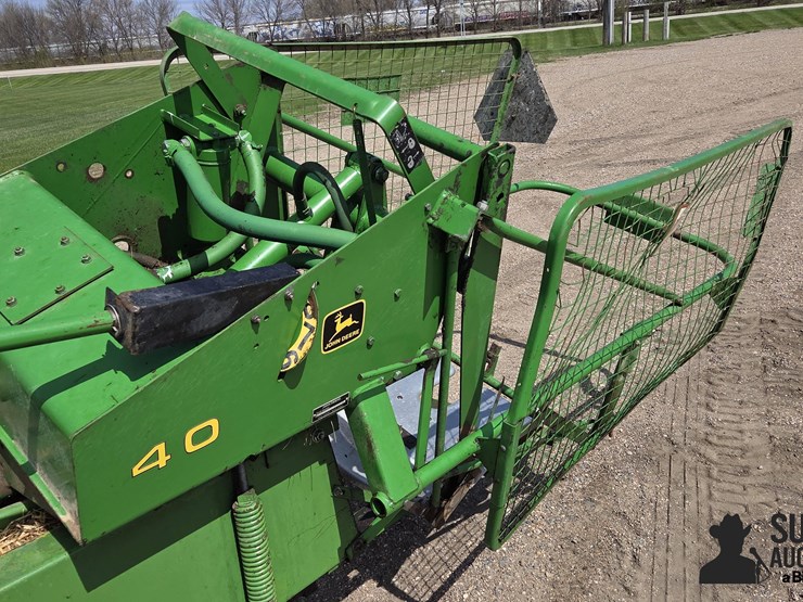 john-deere-24t-image-16