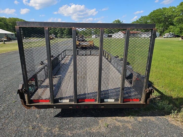 2010-sure-trac-t/a-utility-trailer-image-4