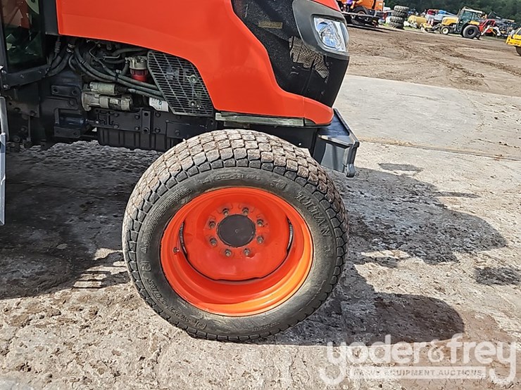 2020-kubota-m6060hd-image-9