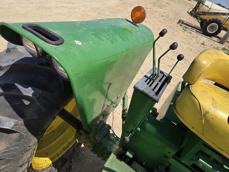 john-deere-4020-image-15