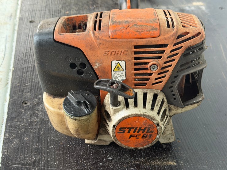 #6059-•-stihl-fc91-string-trimmer-image-2