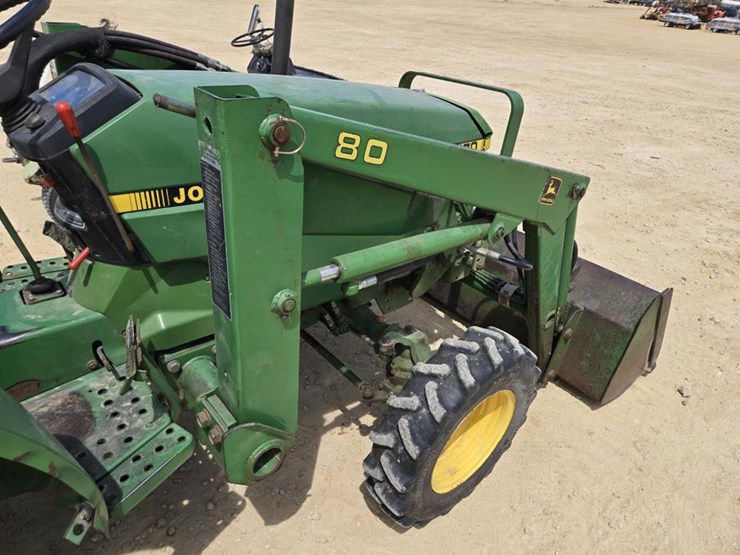 john-deere-870-image-8