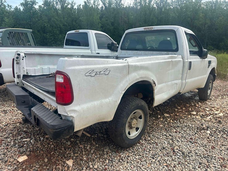 2008-ford-f250-xl-image-5