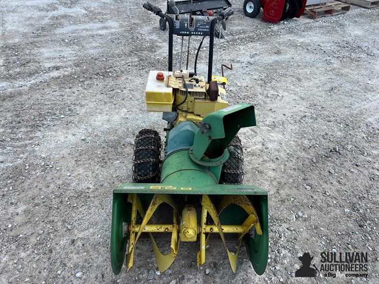john-deere-24-image-2