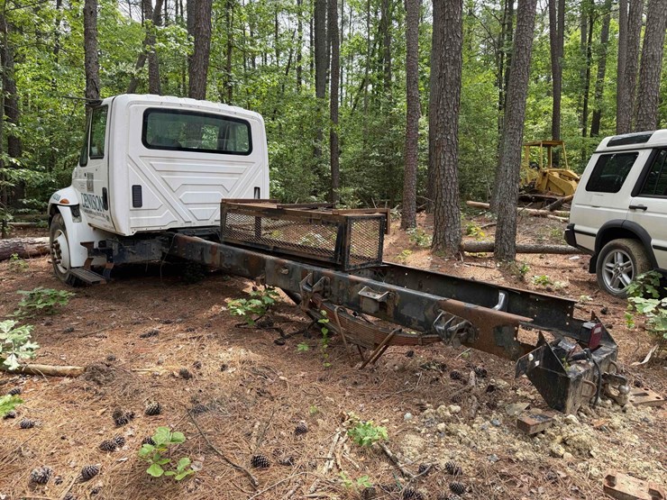 2007-international-durastar-4300-image-6