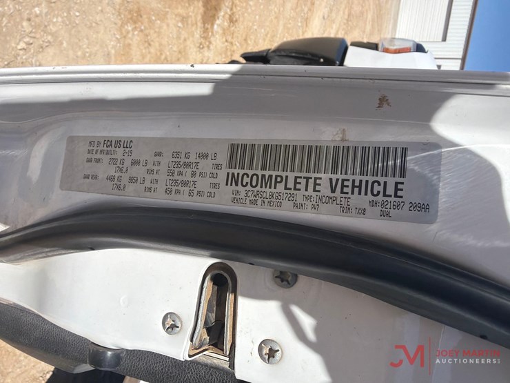 2019-ram-3500-hd-image-9
