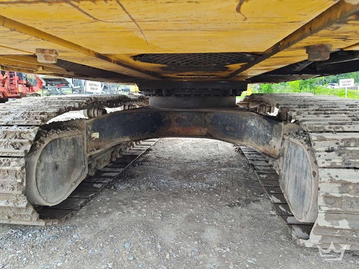 deere-350g-lc-image-35