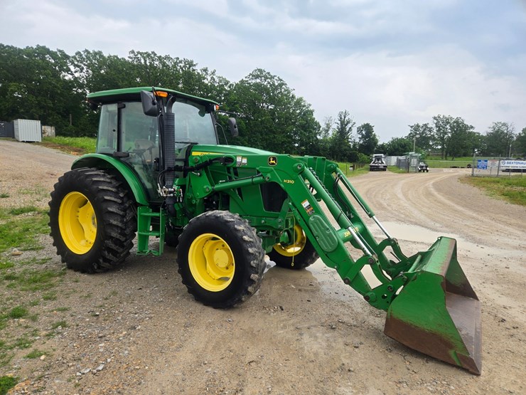 john-deere-6105d-image-16